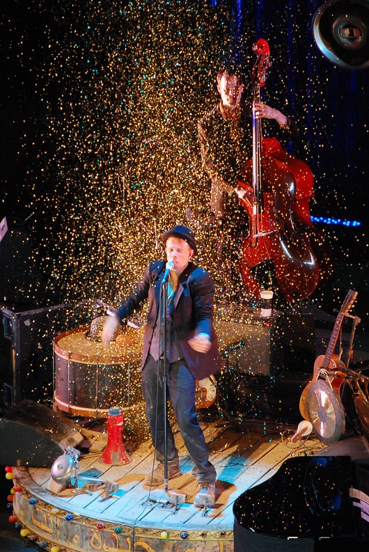 Tom_Waits_Praha_2008.jpg